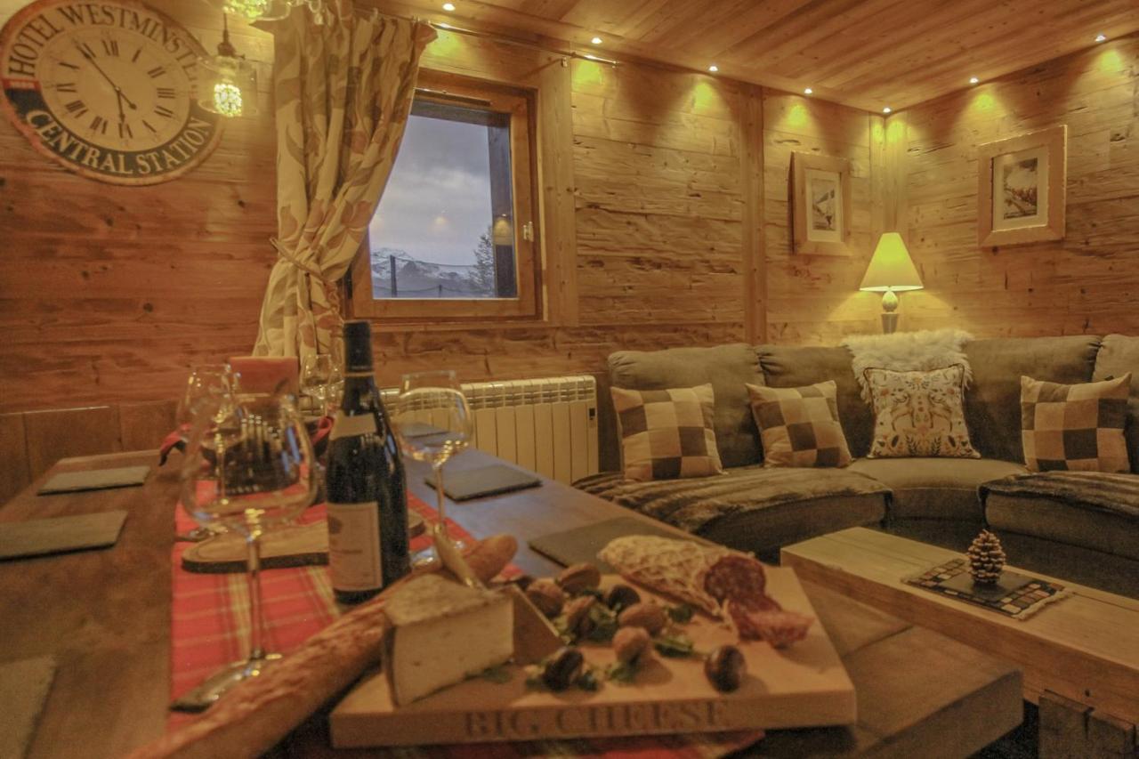 Chalet Miravidi, Montchavin-La Plagne, Jacuzzi & Sauna Exterior photo