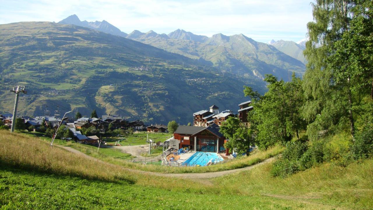 Chalet Miravidi, Montchavin-La Plagne, Jacuzzi & Sauna Exterior photo